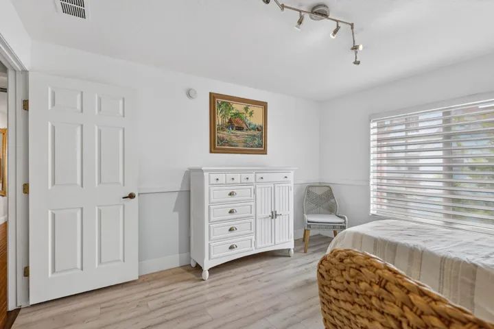 30-web-or-mls-5P1A3370