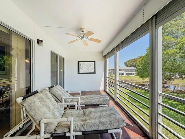 2114 Oakridge Circle #V-58