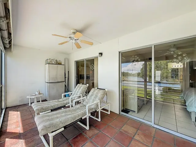 2114 Oakridge Circle #V-56