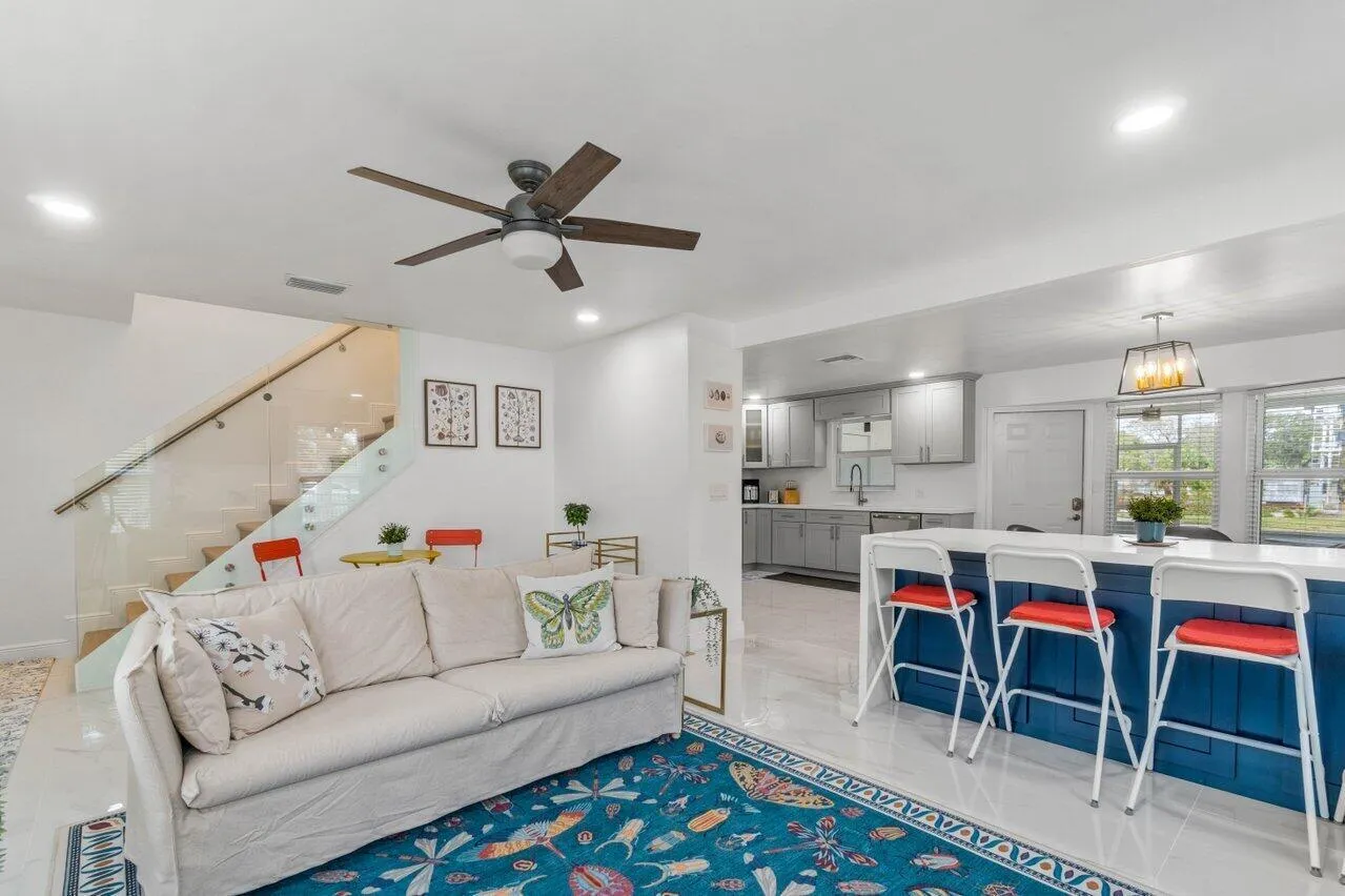 012-2233DockStreet-WestPalmBeach-FL-3340