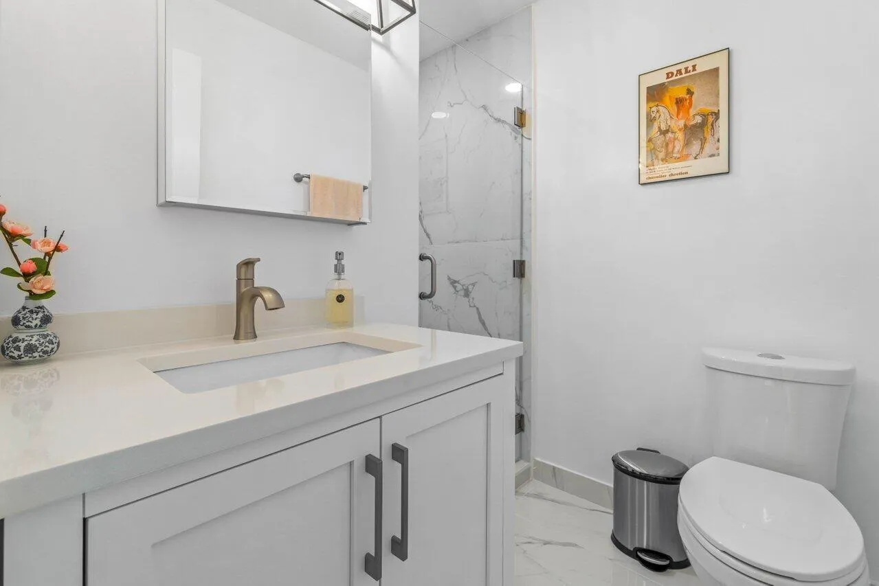 027-2233DockStreet-WestPalmBeach-FL-3340