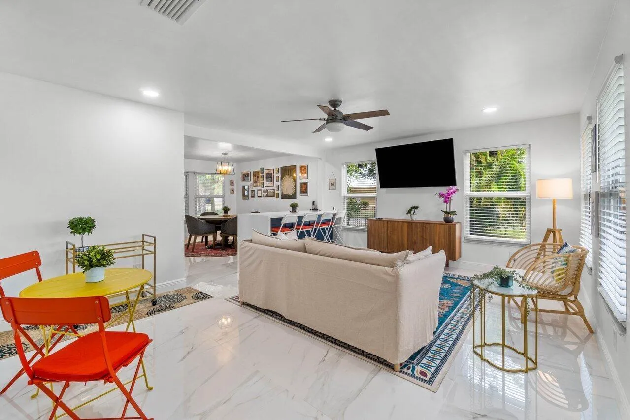 013-2233DockStreet-WestPalmBeach-FL-3340