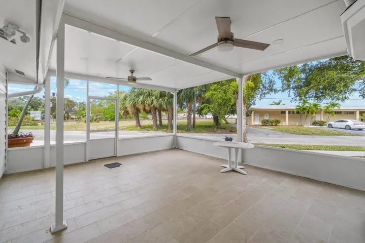 033-2233DockStreet-WestPalmBeach-FL-3340