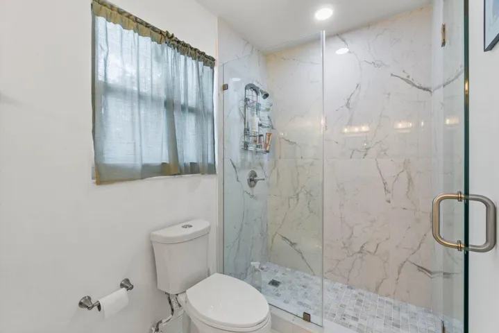 019-2233DockStreet-WestPalmBeach-FL-3340