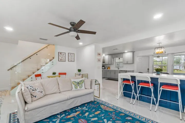 012-2233DockStreet-WestPalmBeach-FL-3340