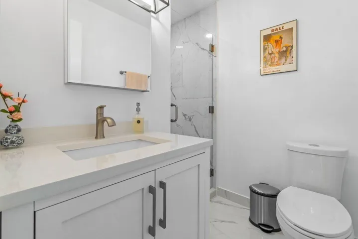 027-2233DockStreet-WestPalmBeach-FL-3340