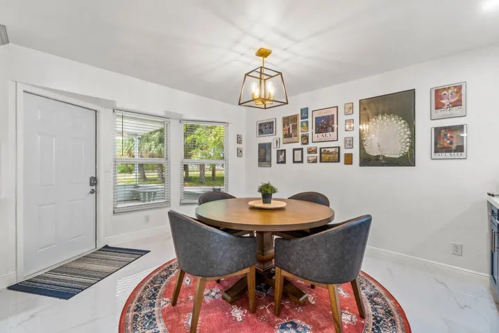 005-2233DockStreet-WestPalmBeach-FL-3340