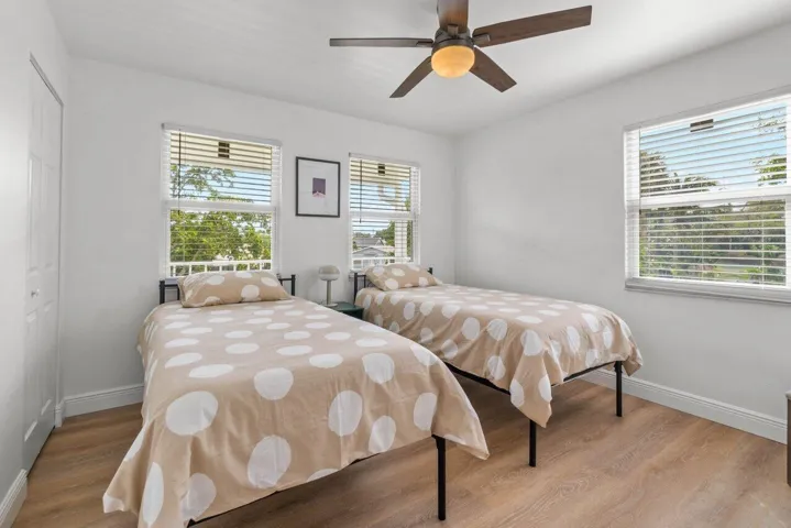 024-2233DockStreet-WestPalmBeach-FL-3340