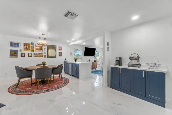 006-2233DockStreet-WestPalmBeach-FL-3340