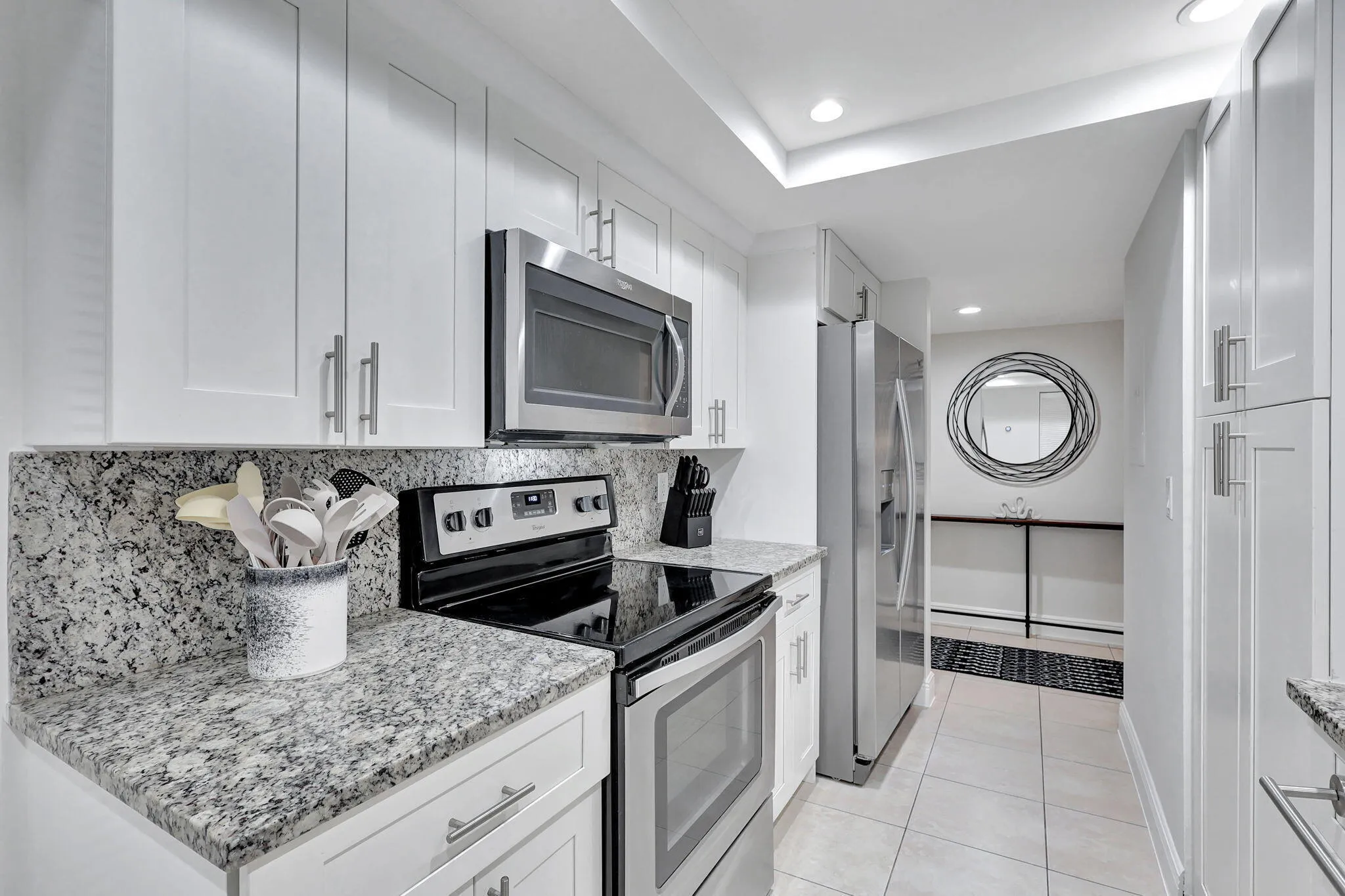 27-web-or-mls-12641West_131