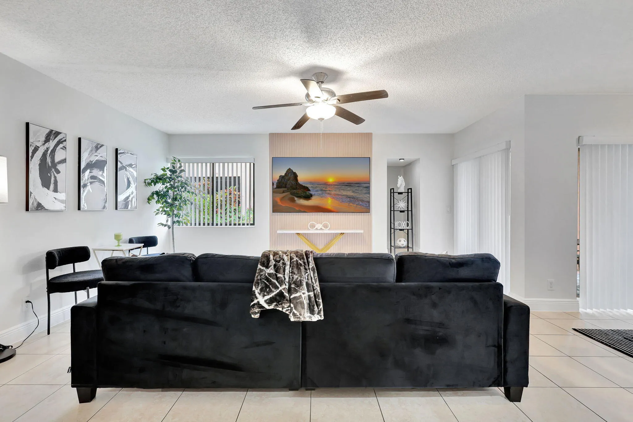 21-web-or-mls-12641West_101