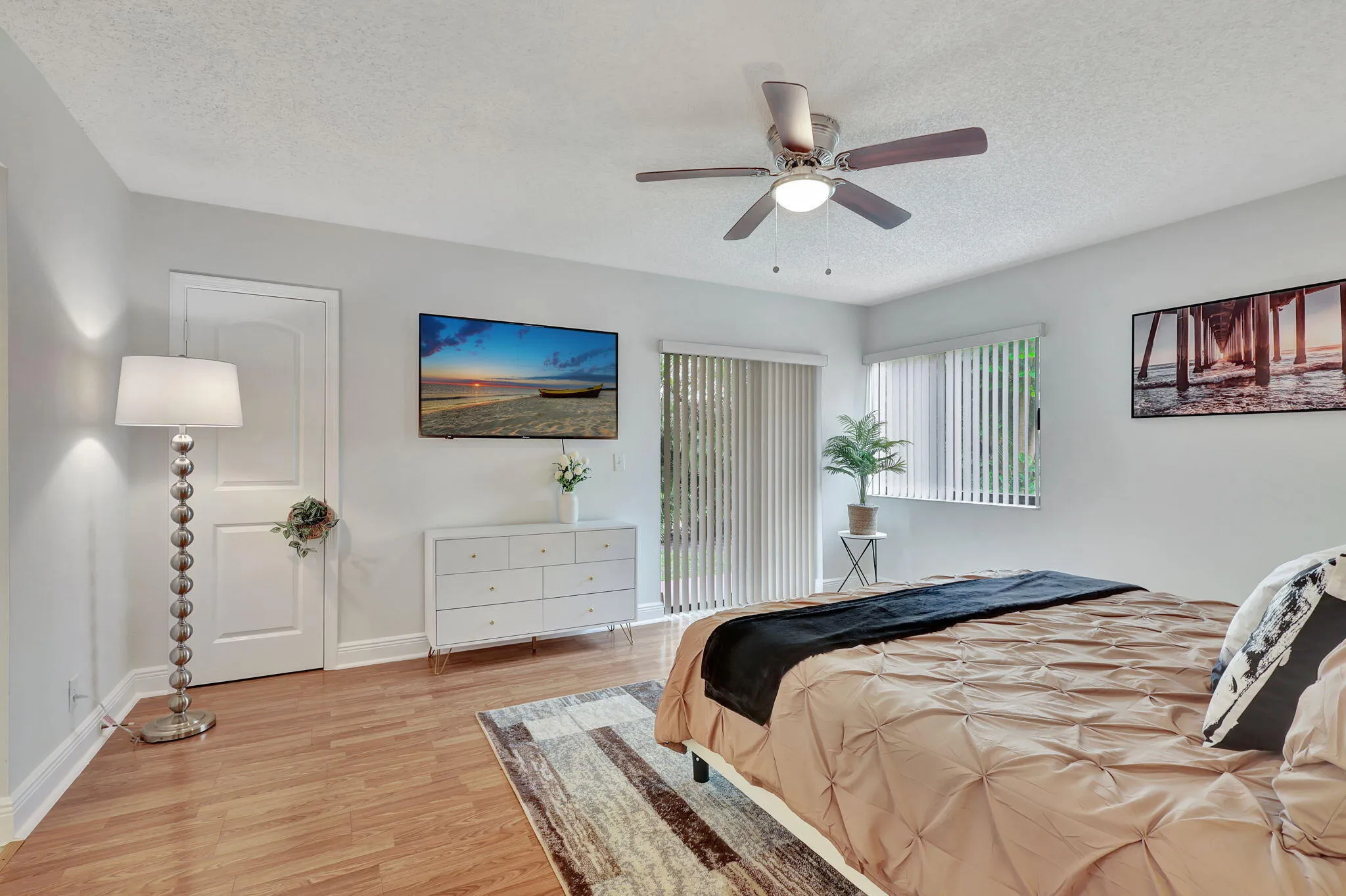 33-web-or-mls-12641West_161