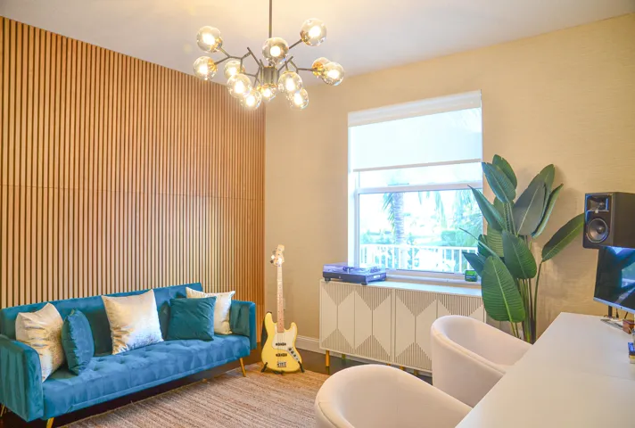 Office/flex bedroom