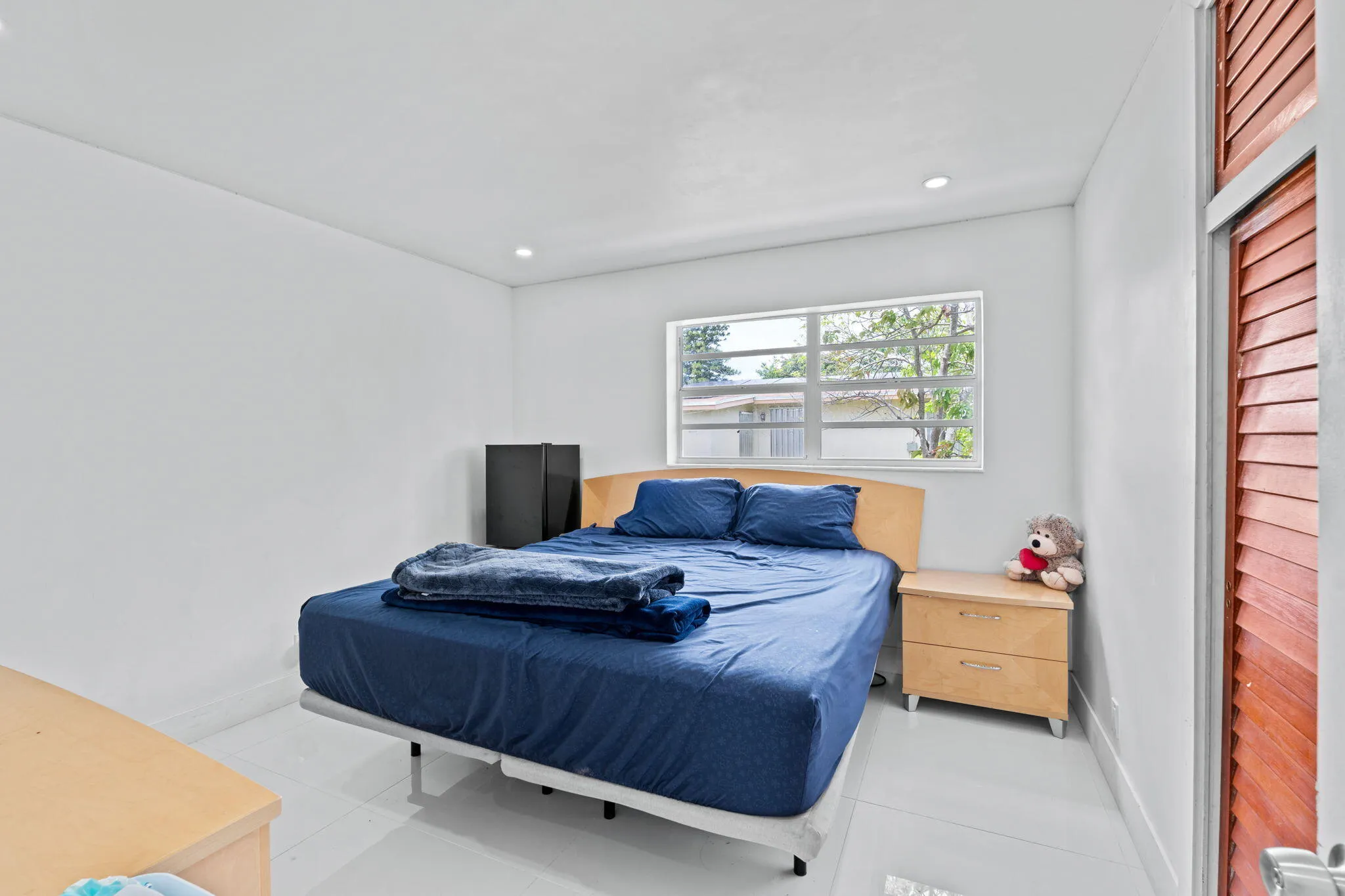 Bedroom. 4