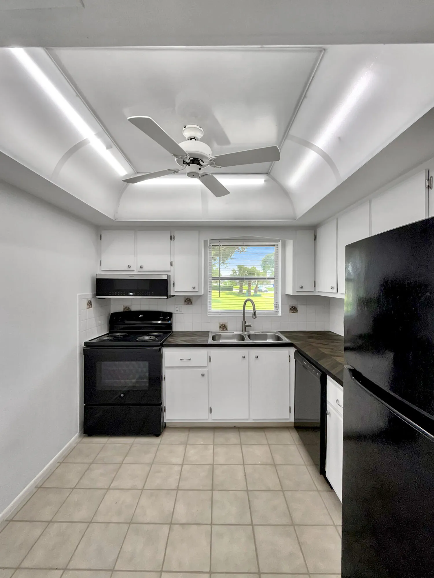 Eat In Kitchen