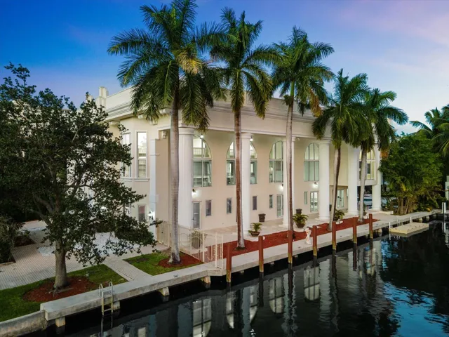 51-4141 Riviera Isle Dr twilight_14_1