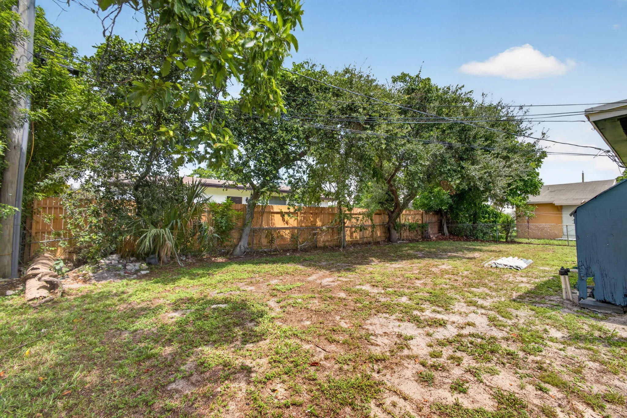 Property photo 35