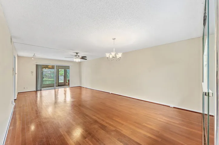 007-3301ArubaWay-C1-CoconutCreek-FL-3306