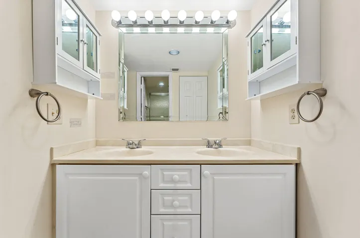 021-3301ArubaWay-C1-CoconutCreek-FL-3306
