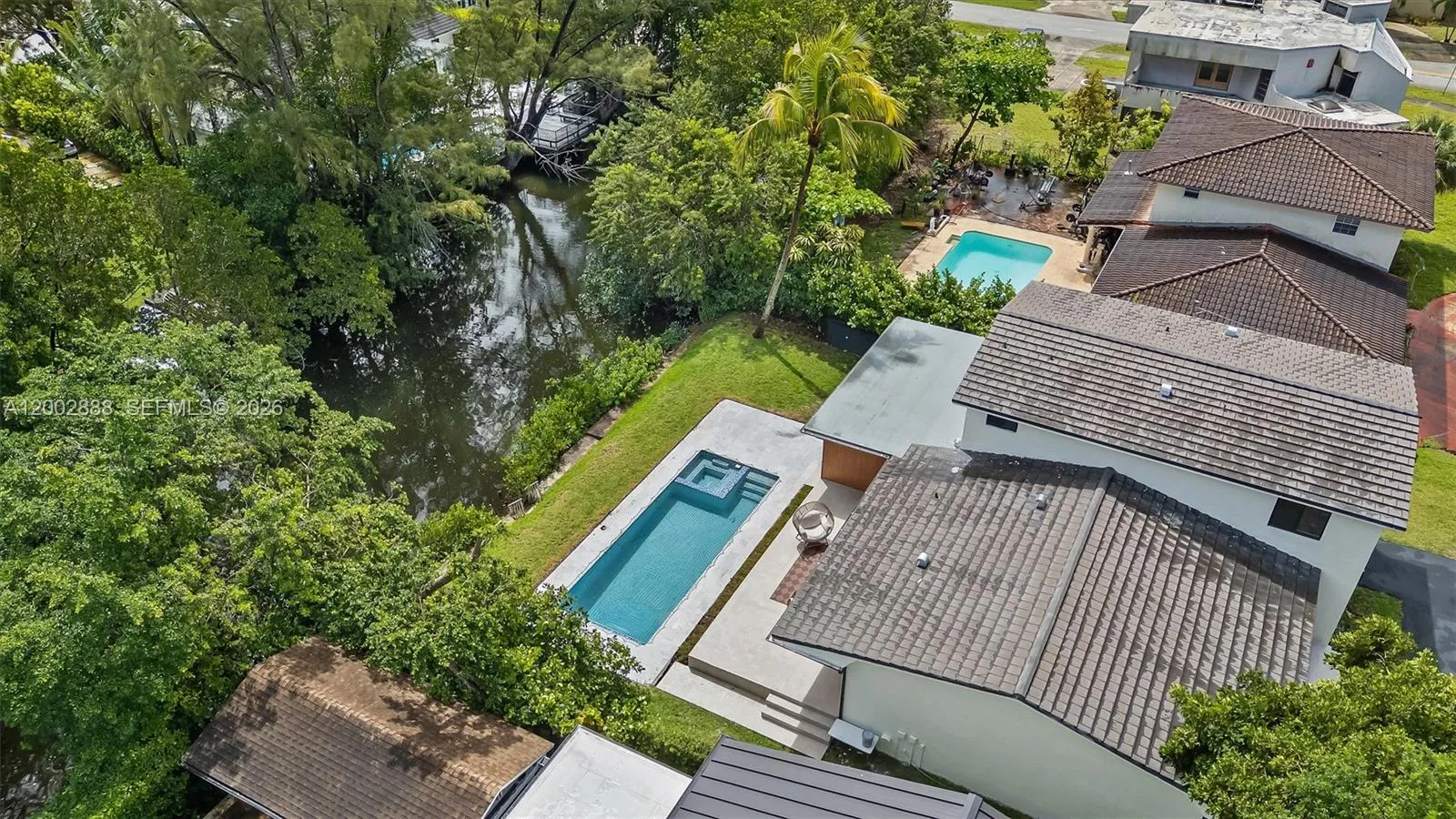 Property photo 35