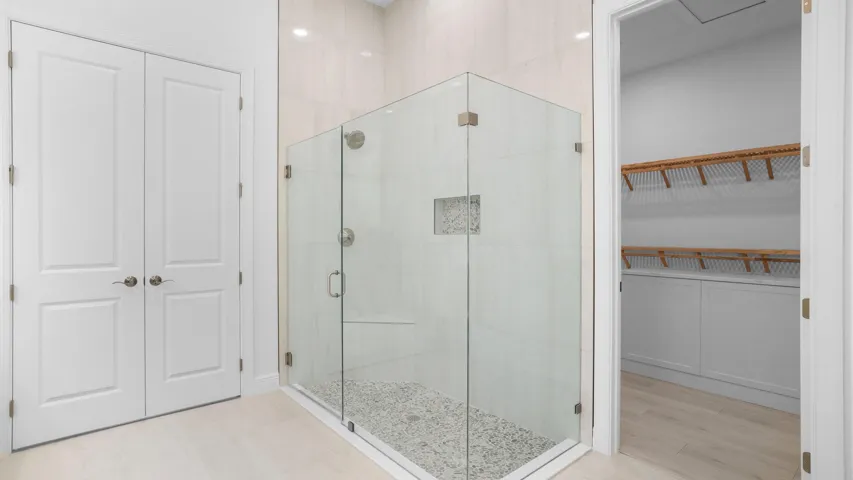 Owner's Bath