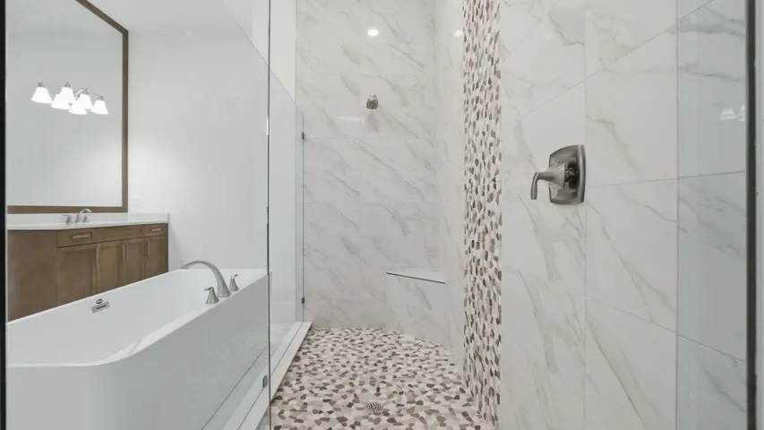 Owner's Bath