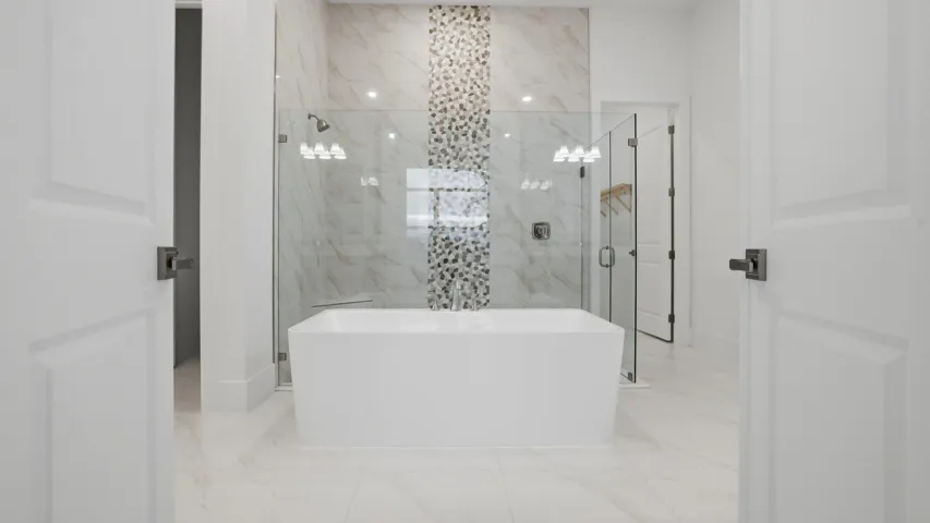 Owner's Bath