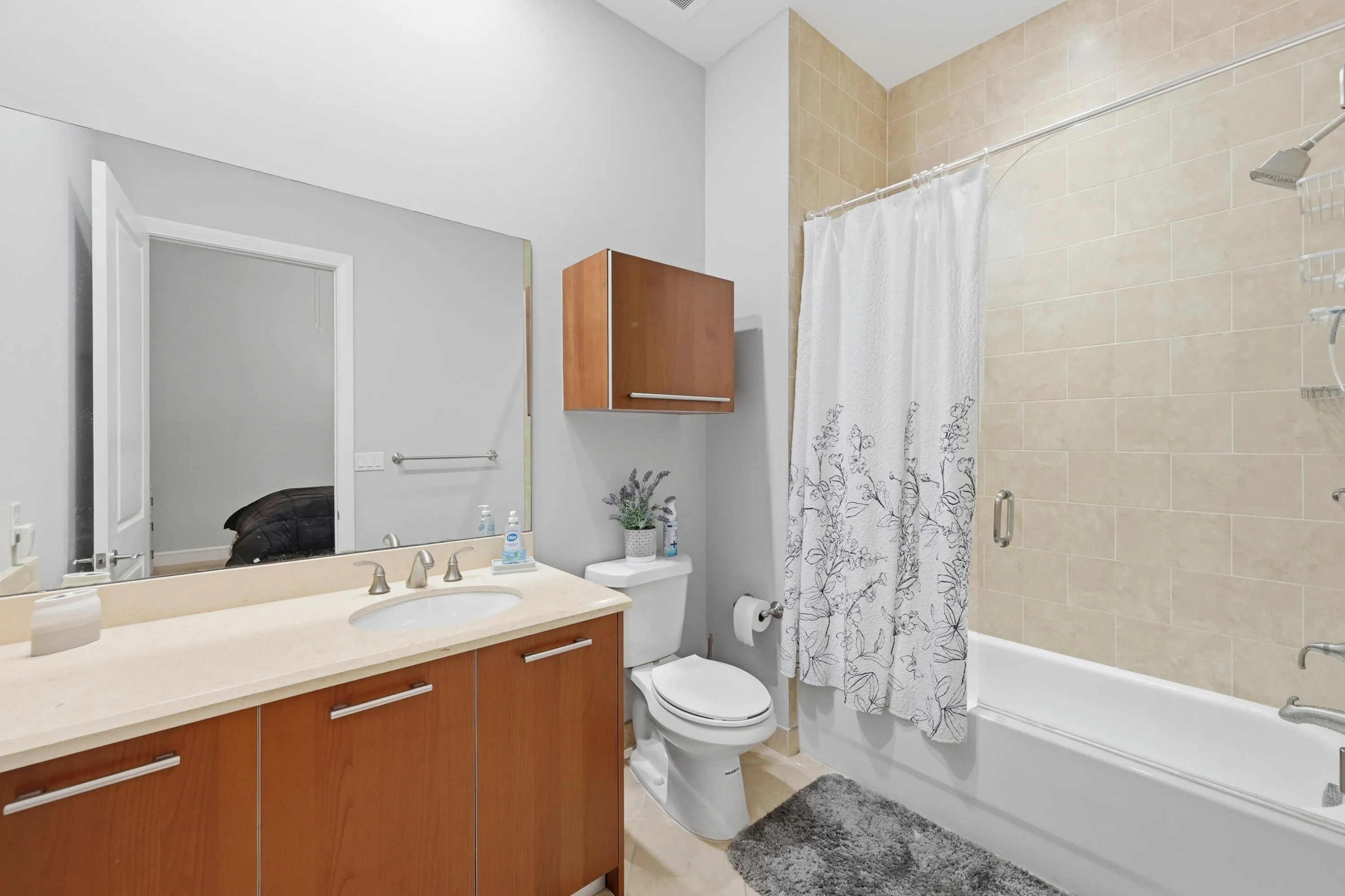 2nd Bathroom