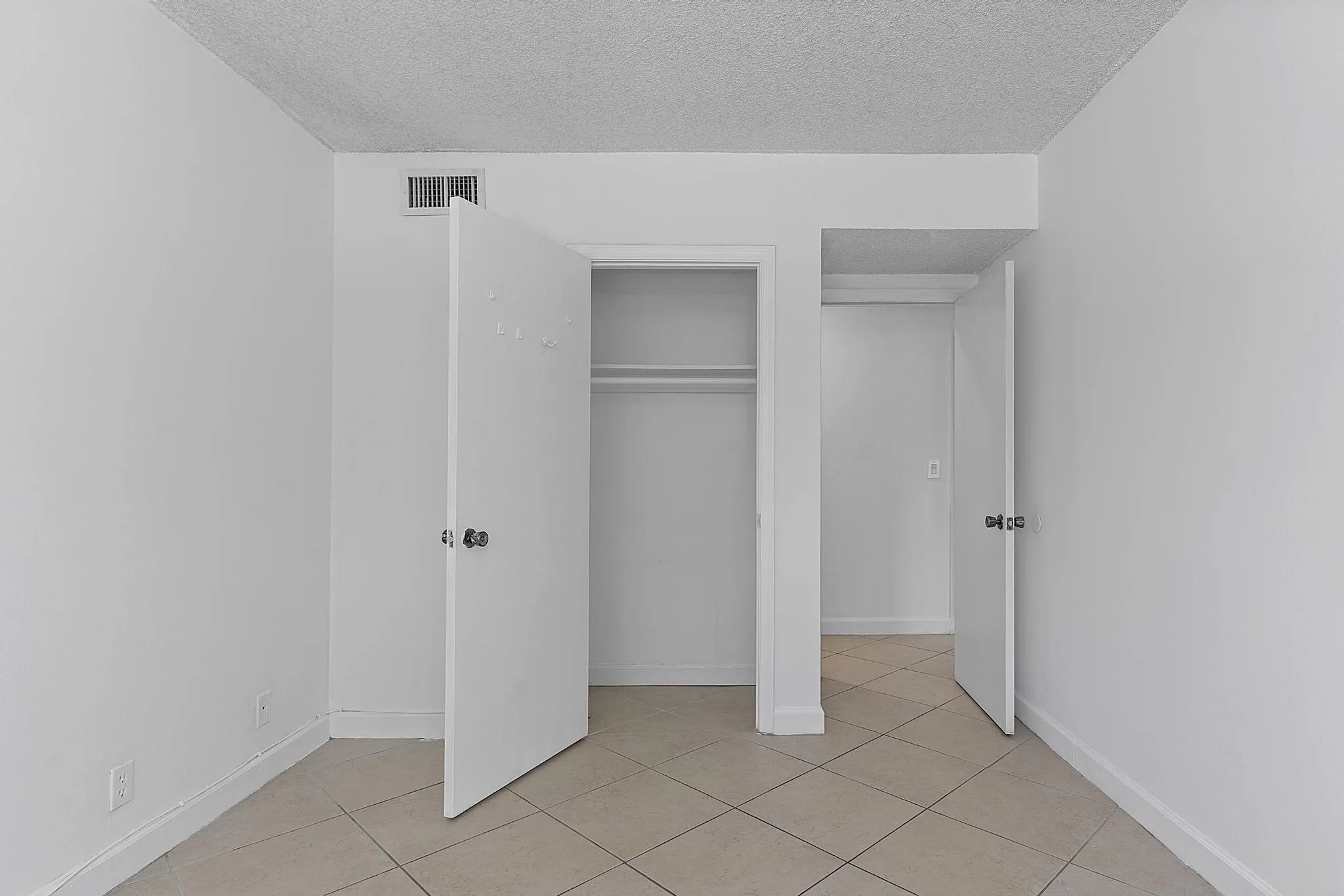 5700 NE 22nd Way - #323 - 016