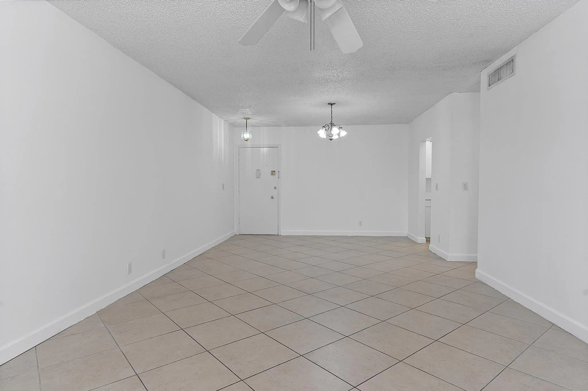 5700 NE 22nd Way - #323 - 010
