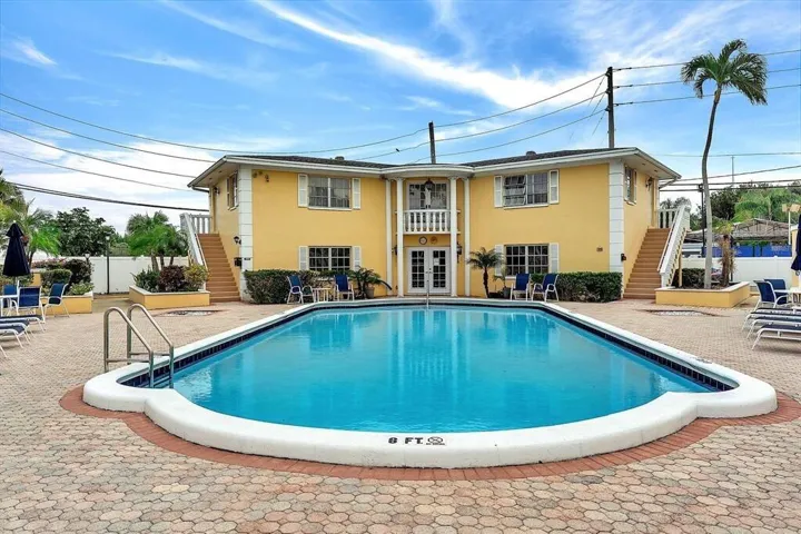 Heated pool