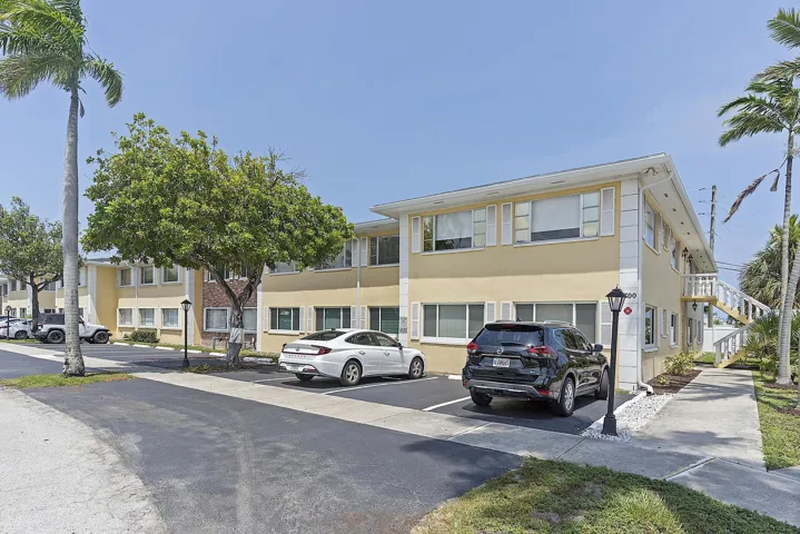 5700 NE 22nd Way - #323 - 002