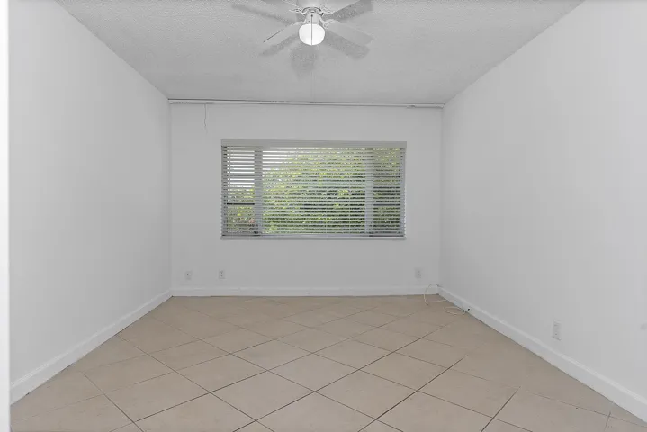 5700 NE 22nd Way - #323 - 021