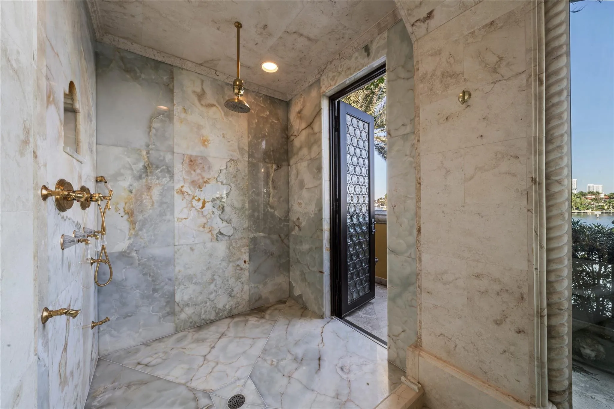 Property photo 47