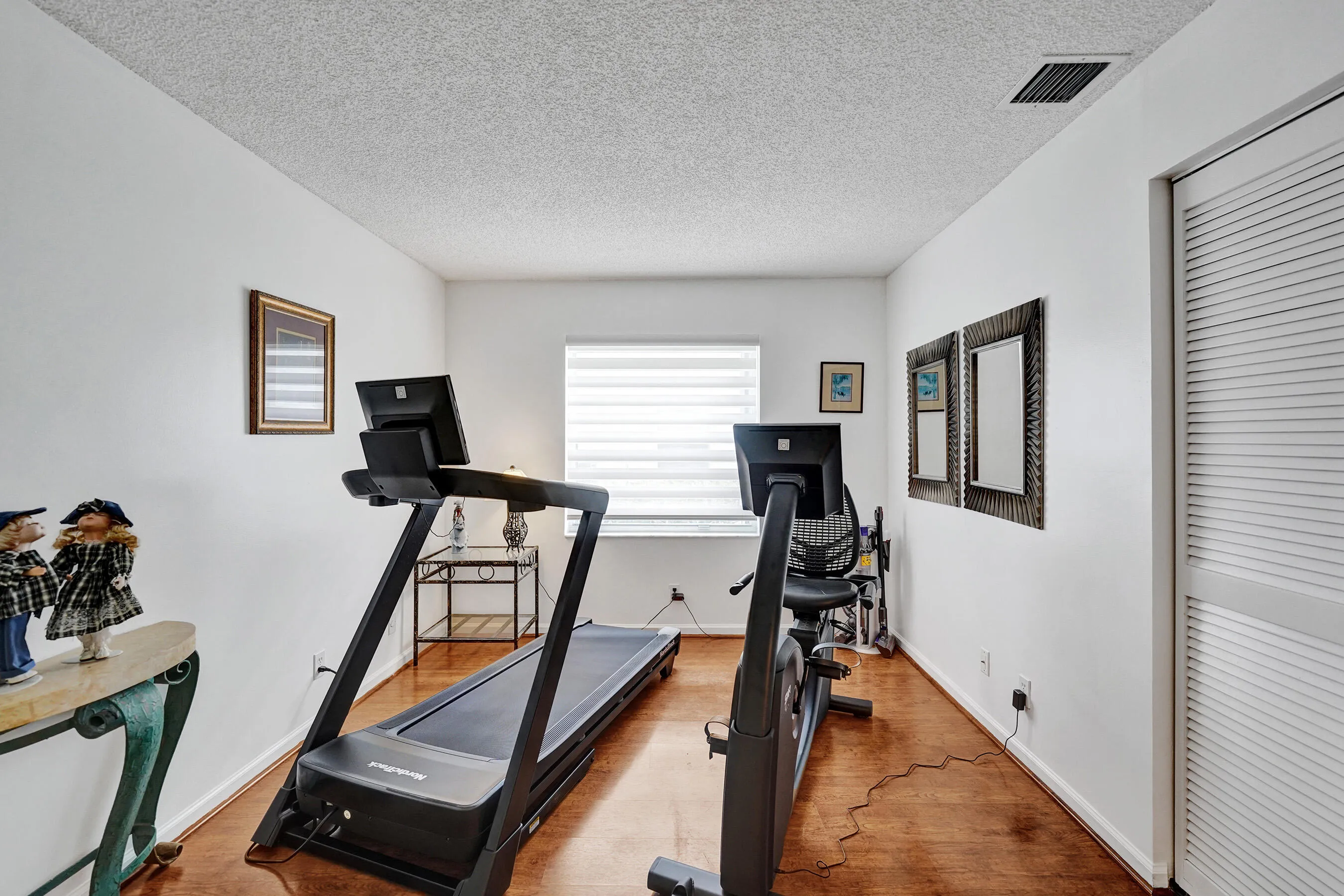 Property photo 96