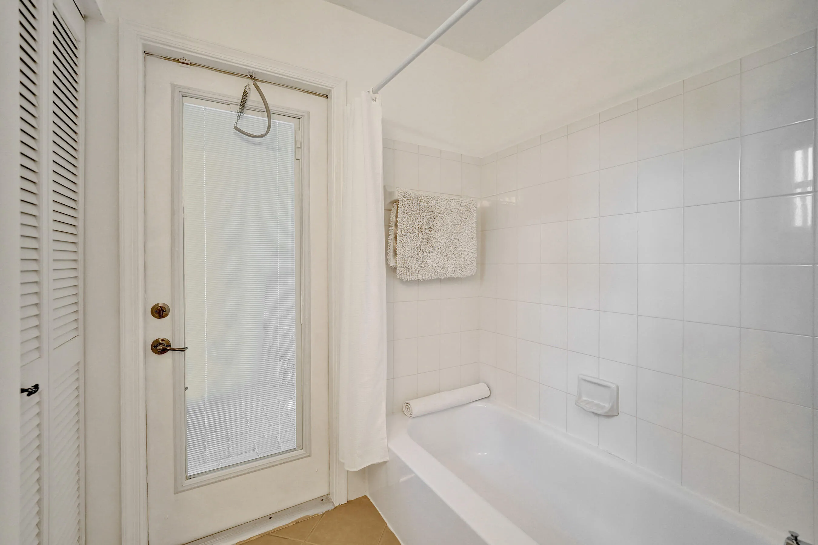 Property photo 94