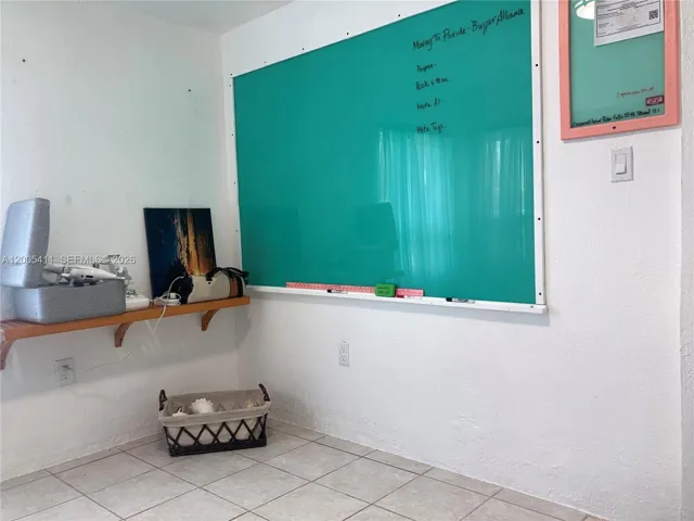 Photo 47