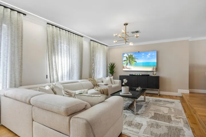 11621 NW 21st Ct-15