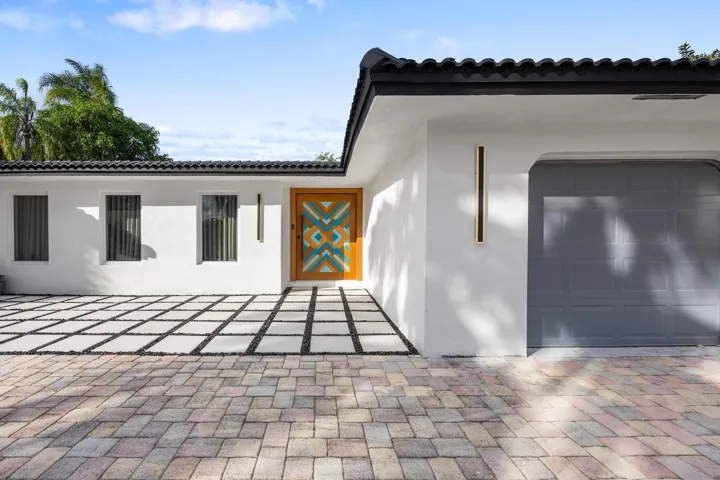 11621 NW 21st Ct-10