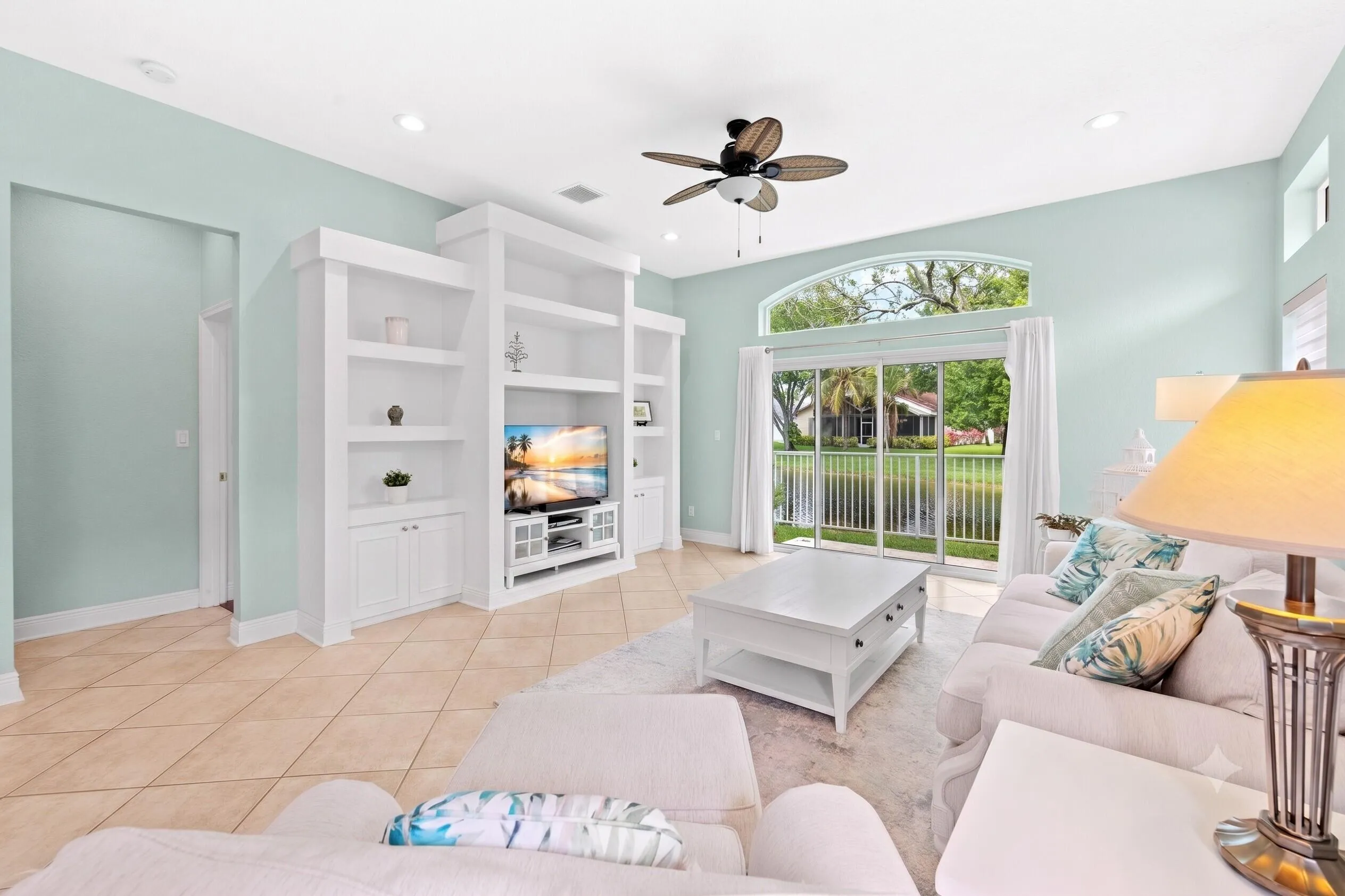 lving room v4