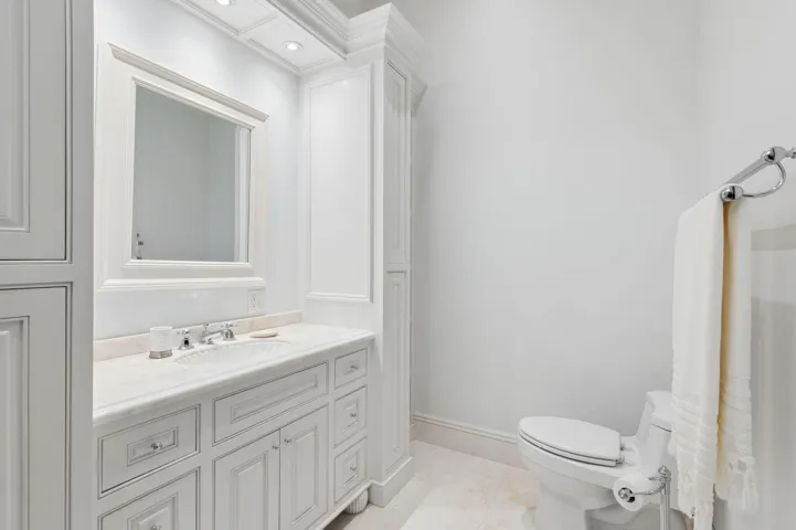 Bedroom_1_Bath__Bright_Functional__Invit
