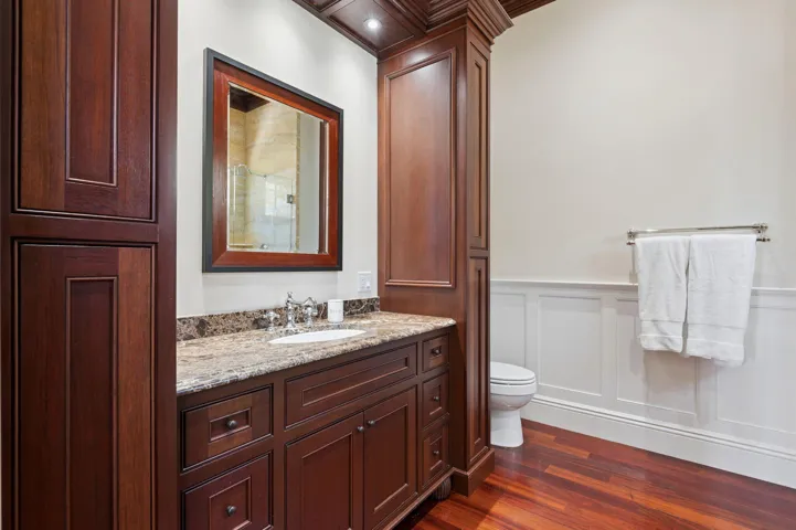 Primary_Bath_Water_Closet__Private_Enclo