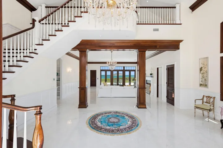 Foyer_Detail__Elegant_Architectural_Fini