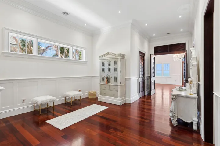 His__Hers_Bathroom__Elegant_Double_Vanit