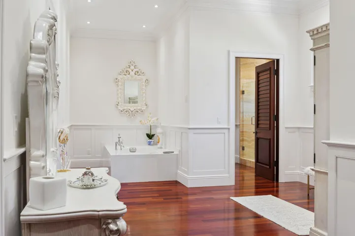 His__Hers_Bathroom__Elegant_Double_Vanit