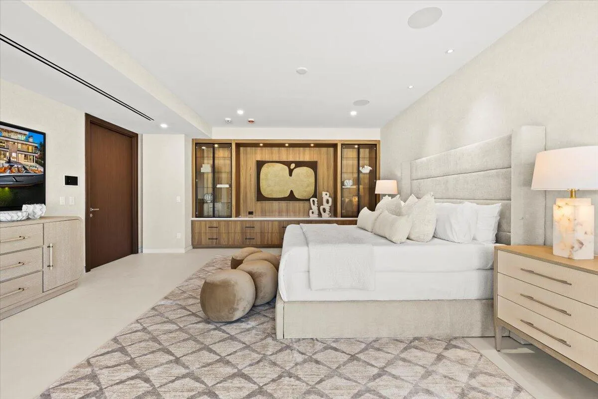 Property photo 44