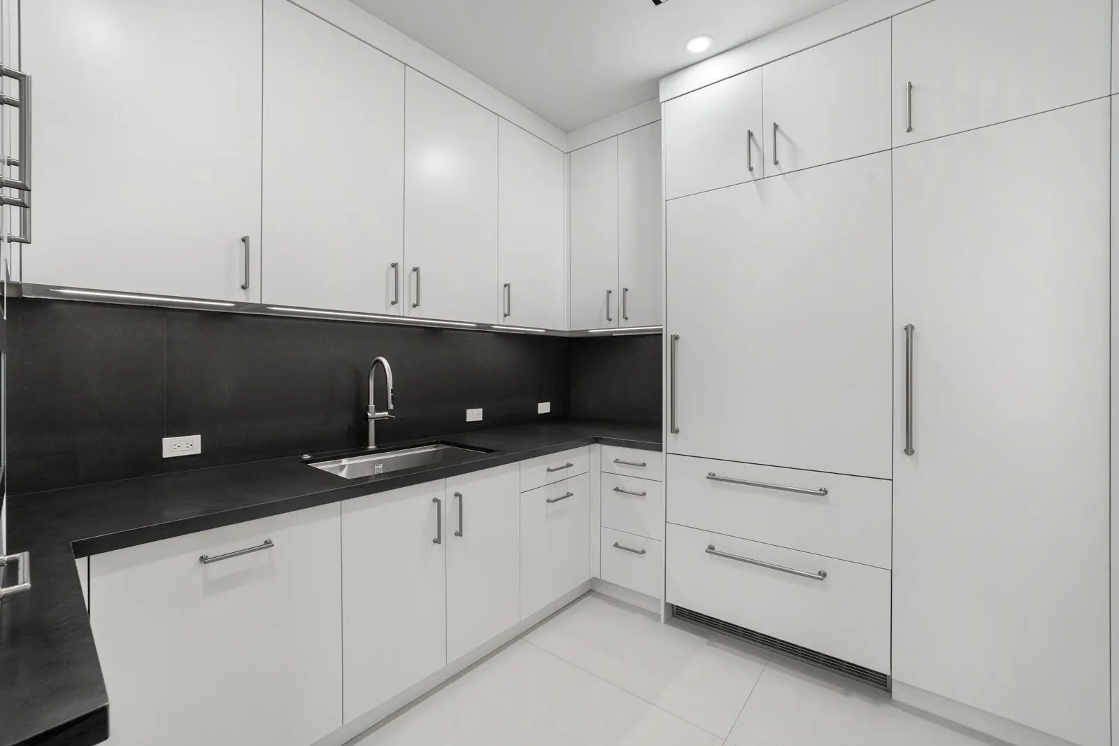 Property photo 86