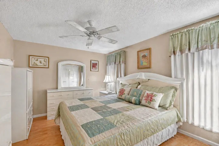 bedroom1