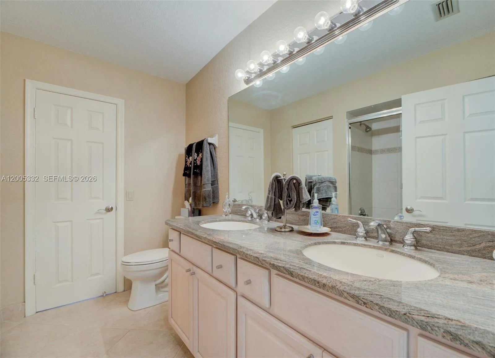 Property photo 127