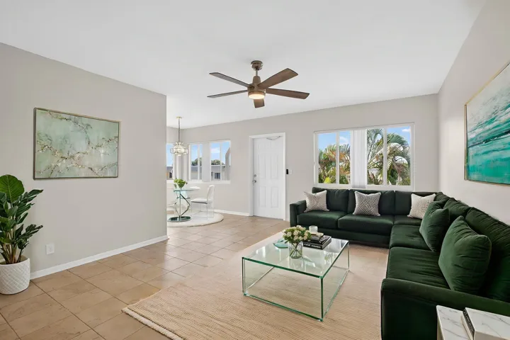 26-web-or-mls-BS1A4167 virtually staged